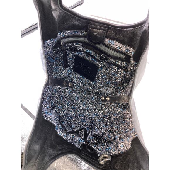 BRIGHTON LOCK HEART ISSIE BLACK LEATHER HOBO RARE FIND - Picture 13 of 16